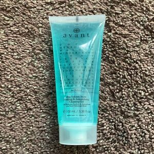 Avant Blue Cleansing Gel